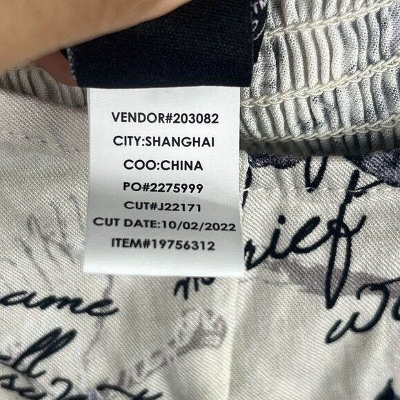 Thorn & Fable Women's Crop Top Extra Large Skull Romeo Juliet Puff Sleeve - Picture 8 of 11